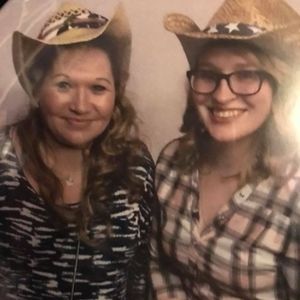 Meet your Posher, Jeannie